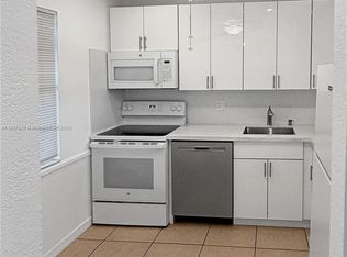 7897 Golf Circle Dr APT 306, Pompano Beach, FL 33063