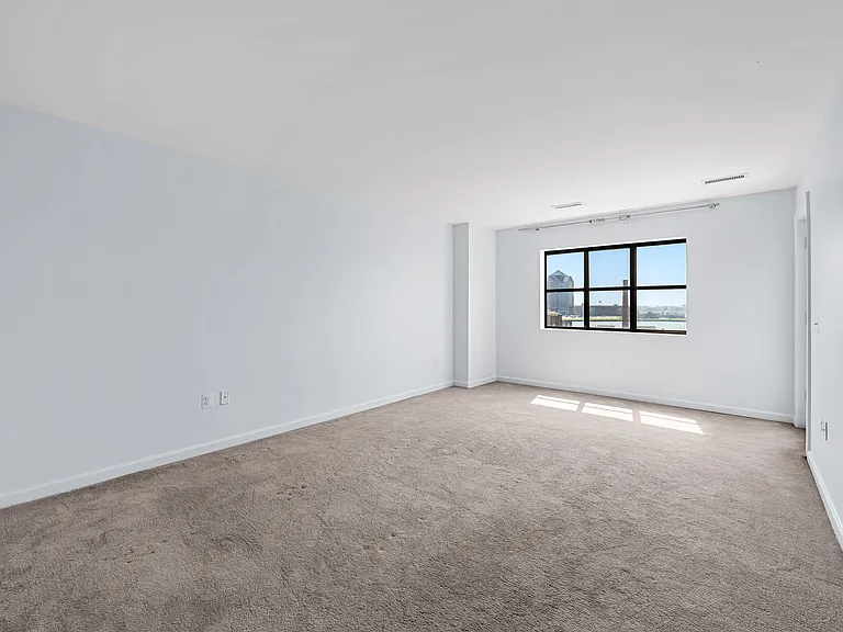 2702 Lighthouse Point E #738 — Photo 26