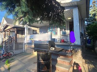 2148 W 105th St, Cleveland, OH 44102