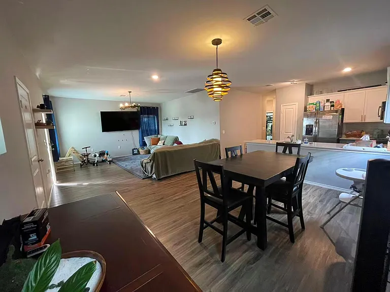 2321 Forgetmenot Ln — Photo 5