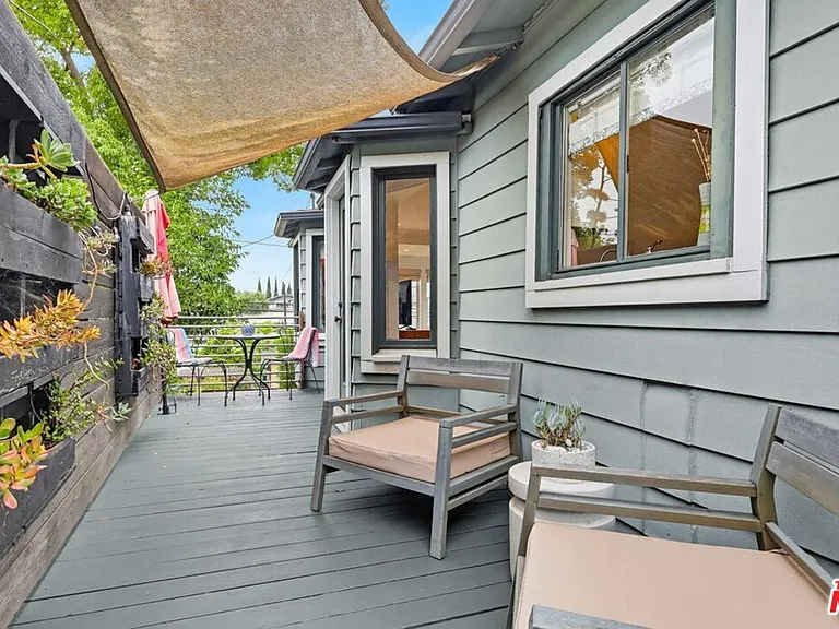 1020 N Avenue 51 — Photo 20