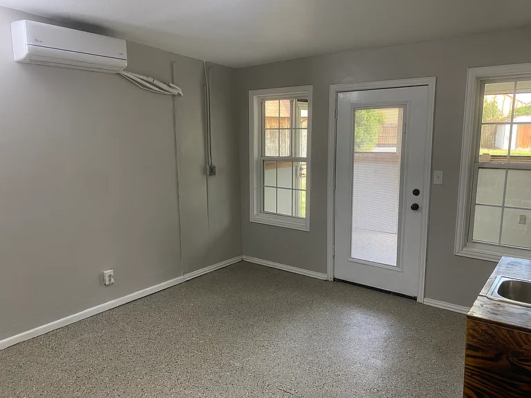 2242 Piedmont Pl — Photo 40