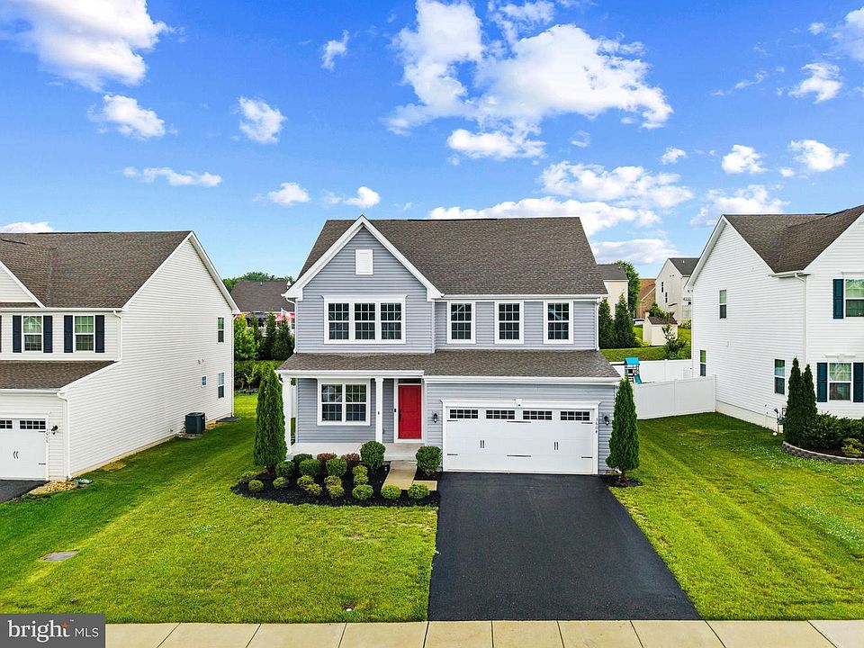 1st image of 3604 Darvell Cir