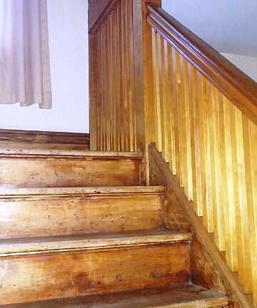 5th image of 985 Cromwell Ave