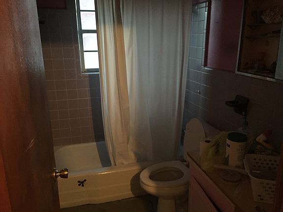 5th image of 7711 Daffodil Dr