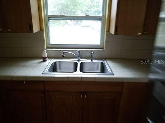 4th image of 3834 Queensboro Ave S