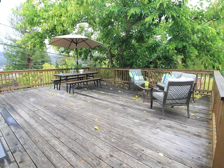 3415 Grasswood Dr — Photo 18