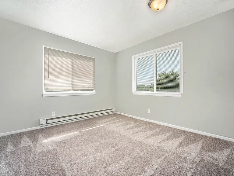 Georgetown Estates — Photo 21