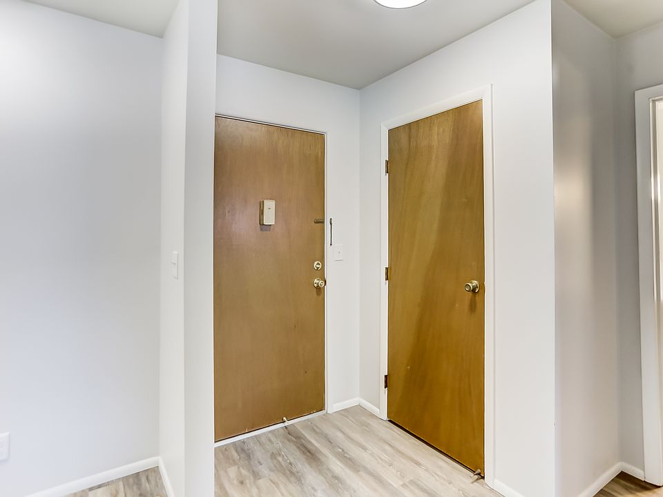 1st image of 1212 Bellefontaine Ave #22ONE