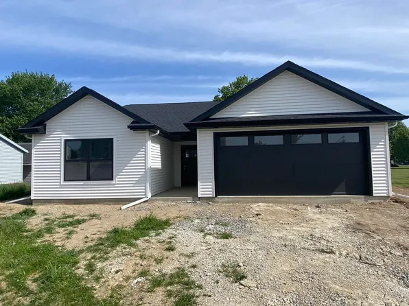 203 E Ashton St, Ashley, IN 46705