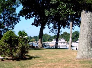 21 Tarkettle Rd, Shelter Island, NY 11964