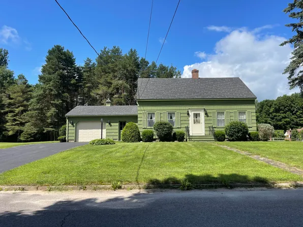 25 Scott Dr, Malone, NY 12953