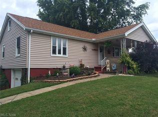 311 Central St, Hopedale, OH