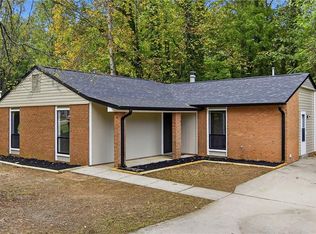 2613 Woodcreek Rd, Winston Salem, NC 27106