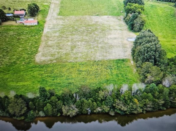 4 Smith Bend Ln, Gainesboro, TN 38562