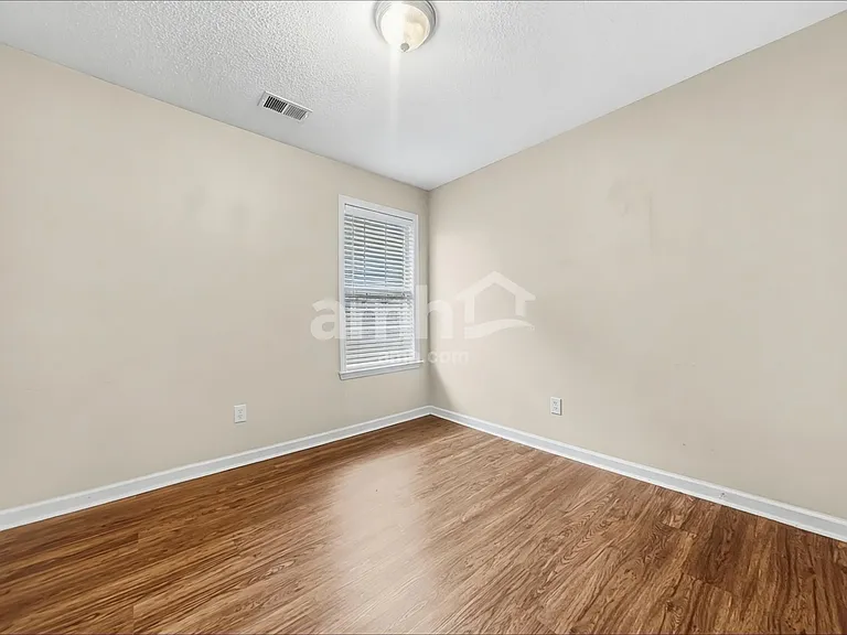7072 Parkbrook Ln — Photo 12