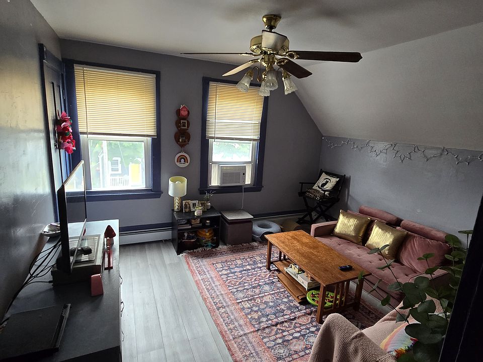 1st image of 1 Concord St #2