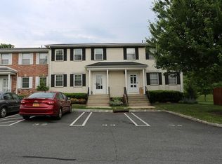 514 Jumano Ct, Suffern, NY 10901