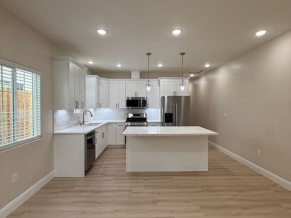 5th image of 1515 Monica Ct Unit A