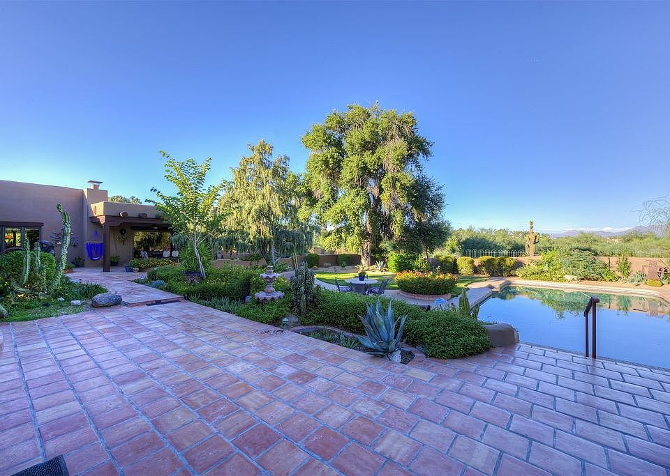 Back Yard Oasis 
