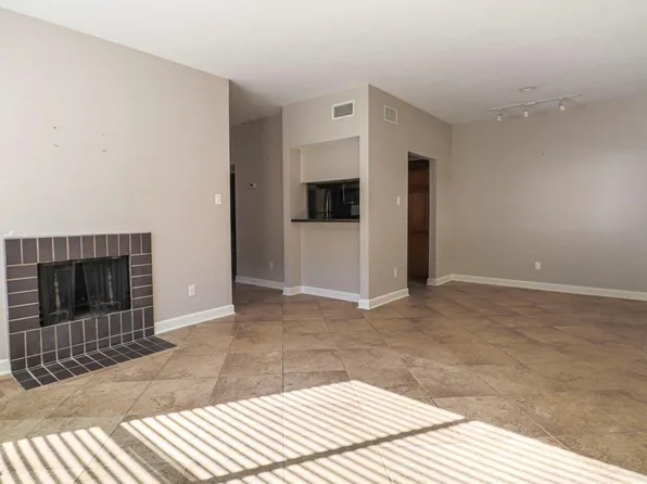 2025 Augusta Dr, Houston, TX