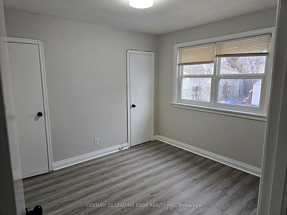 5th image of 70 Admiral Rd