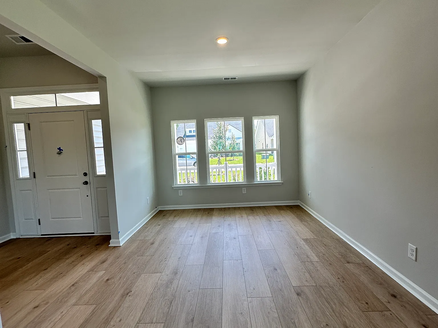 302 Augusta Green Way — Photo 4