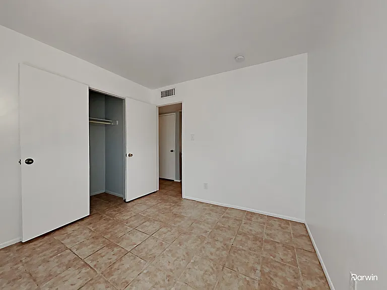 2440 E Dahlia Dr — Photo 8