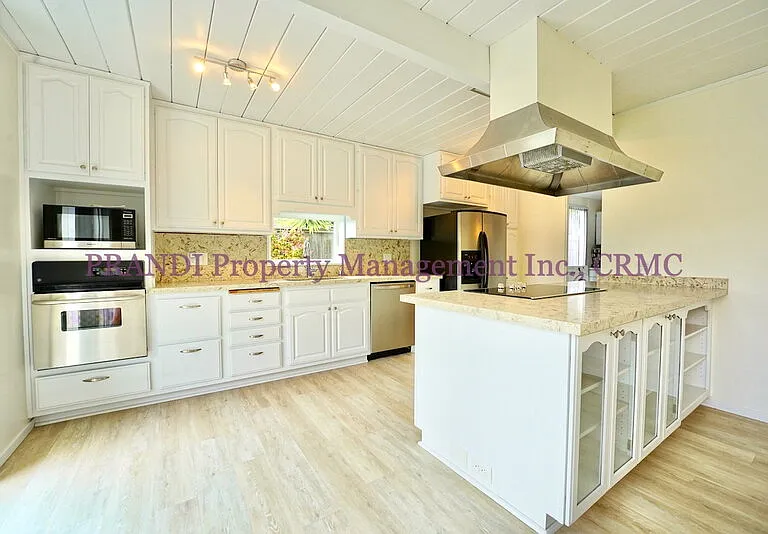 1309 Idylberry Rd — Photo 8