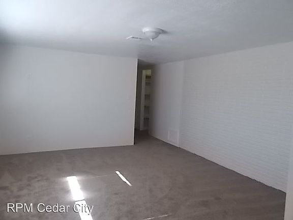 4th image of 5042 N 4300 W