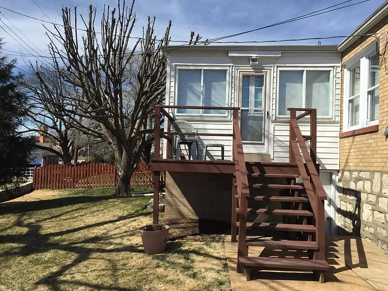 5208 Weber Rd — Photo 15