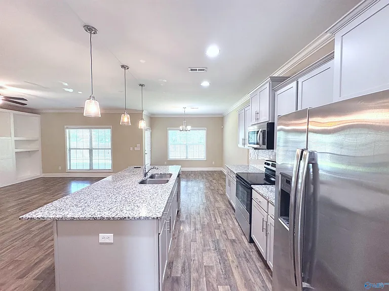 114 Summer Pointe Ln — Photo 16