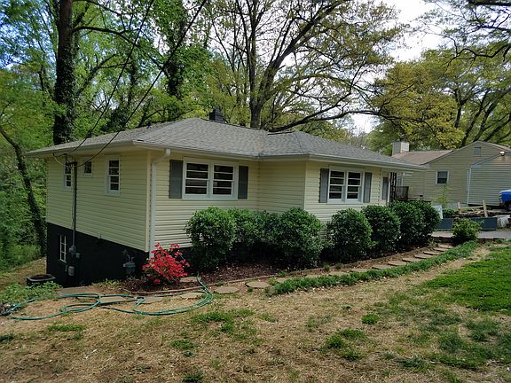 2nd image of 133 Crosby Cir