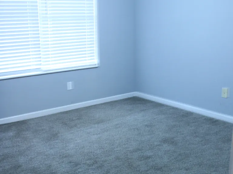 2266 Charleston Pointe SE — Photo 28