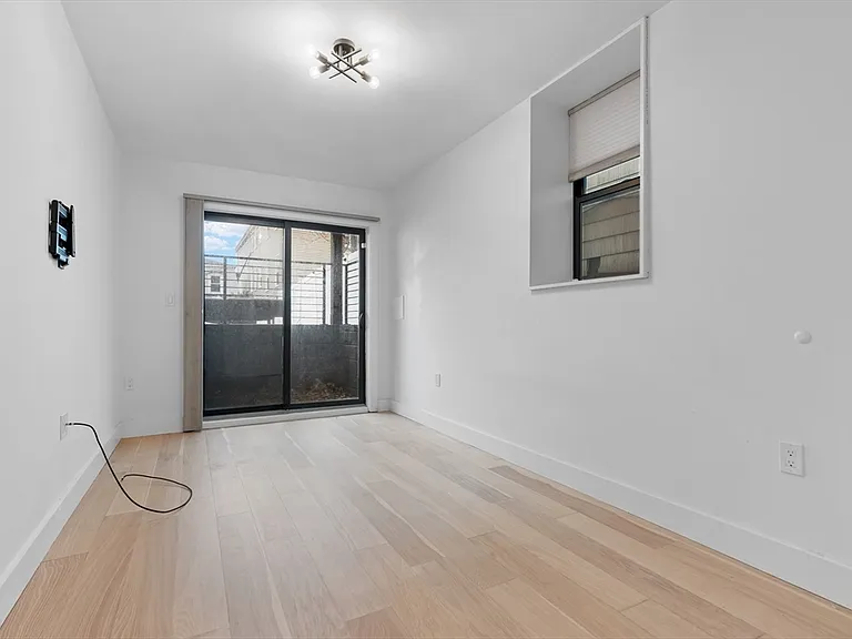 143 Trenton St #1 — Photo 13
