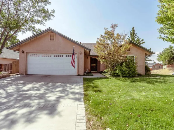 1170 Shadow Mountain Dr, Susanville, CA 96130