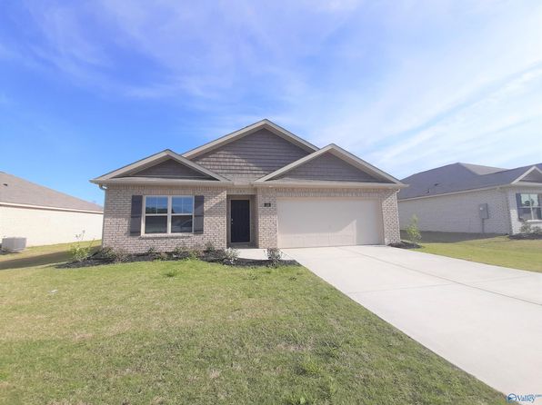 104 Betty Williams Dr