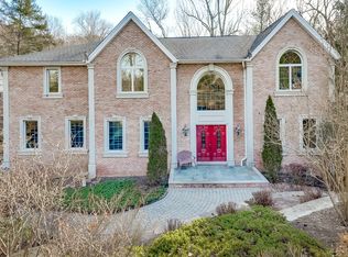 47 Ackerman St, Waldwick, NJ 07463