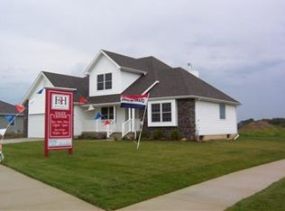 496 S Madison, Crown Point, IN 46307