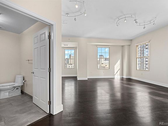 4th image of 475 W 12th Avenue #8E