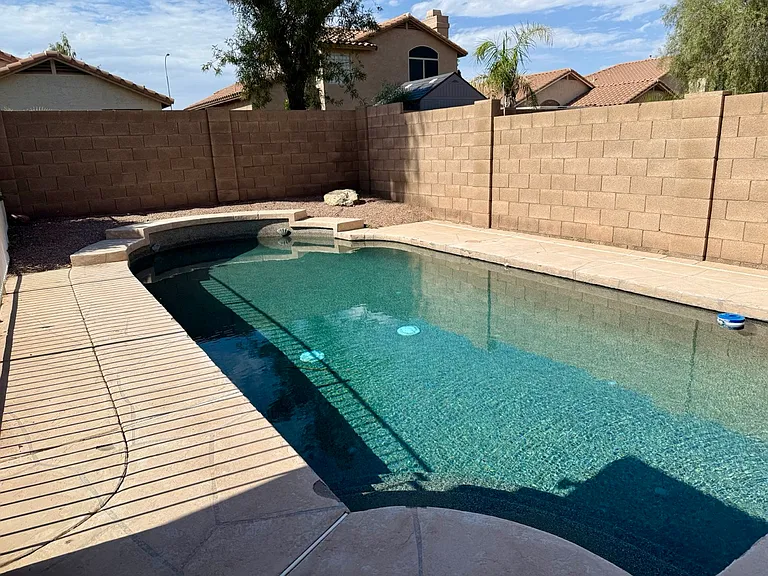 1273 W Swan Ct — Photo 35