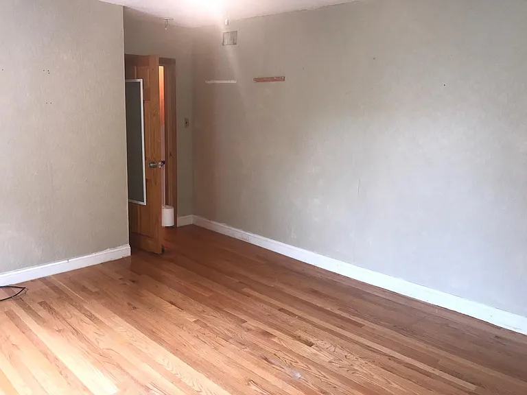 176 K St — Photo 8
