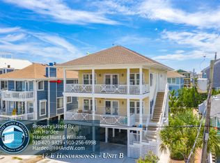 12 Henderson St E #B, Wrightsville Beach, NC 28480