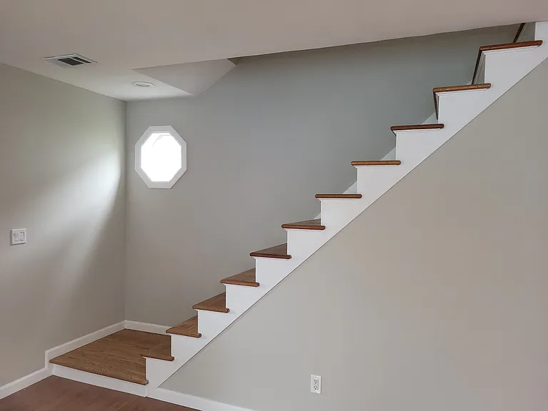 27-29 Highland Ave #27 — Photo 3