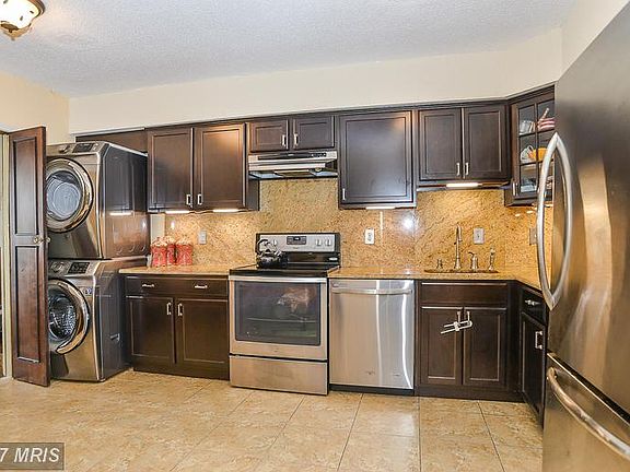 4th image of 3709 S George Mason Dr APT 1014