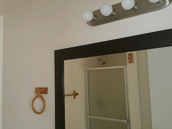 3rd image of 3125 S Canfield Ave APT 108