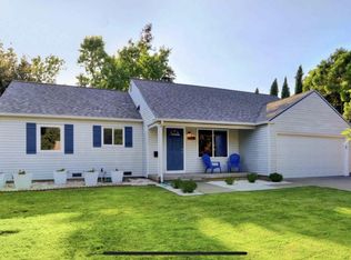 915 Sycamore Ln, Davis, CA