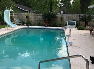 712 Oak Ln, Brunswick, GA 31523