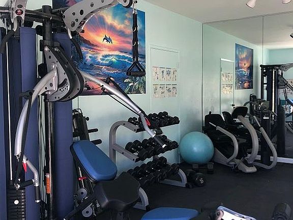 Workout room very well equipped