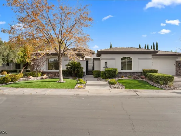 2740 Desert Troon St, Las Vegas, NV 89135